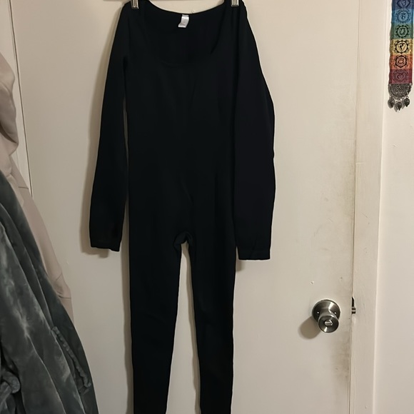 3 Ribbed Bodysuits - Picture 7 of 9